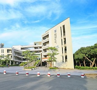 欢送医药商安卓汉化版桃子汉化组平台介