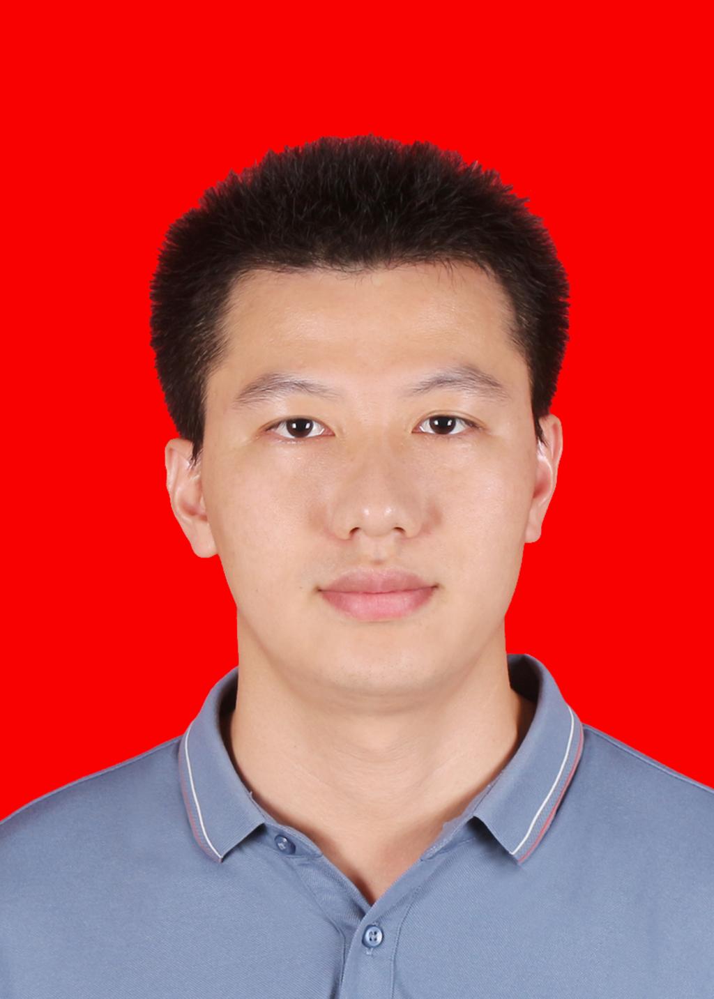 主持及参与包括安卓汉化版桃子汉化组常